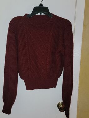 Crewneck Cable Knit Sweater in Deep Burgundy